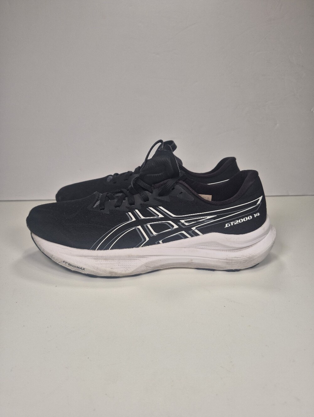 Asics GT-2000 14 Womens Size 10 Black White Athletic Running Shoes 1012B843